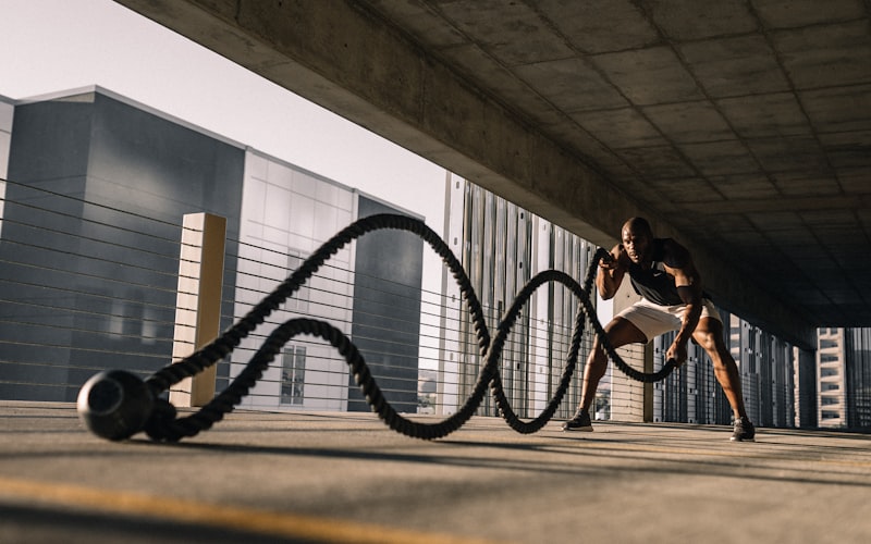 足球战术分析文章配图 - 曼城队控球战术的详细图解