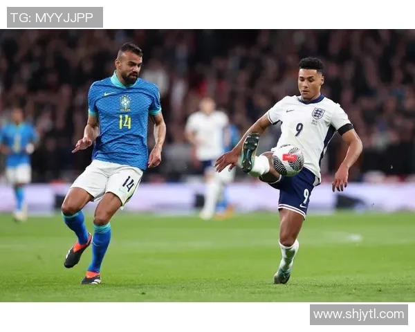 捷克与巴西友谊赛精彩对决展现足球魅力与友谊精神