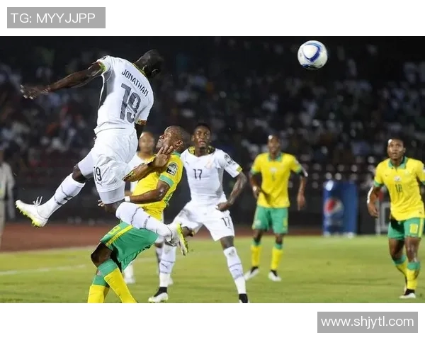 马来西亚足球队迎战香港队激情对决期待精彩瞬间