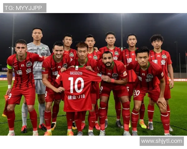 富力与建业首发阵容解析及比赛前瞻精彩看点一览