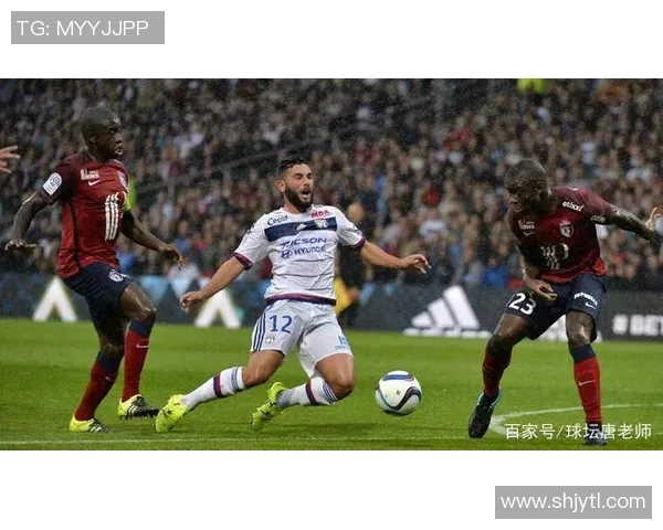 莫火车与萨兹堡的激烈对决谁能在这场比赛中笑到最后