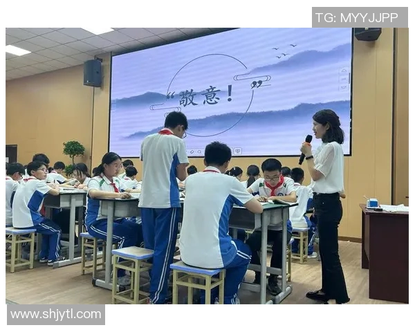 韩硕的成长之路：从普通学生到职场精英的蜕变历程与心路历程